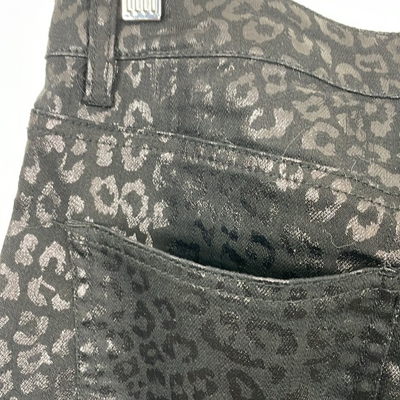 Nicole Miller Leopard Print Skinny Leg Jeans Women 4 Stretch 5 Pocket Black pant - Picture 8 of 10